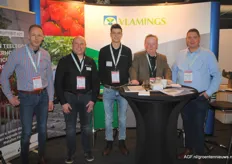 The team of Vlamings with Rob van den Oever, Tim van den Hurk and Jelle Gerstel flanked by Edwin Rijpsma(l) and André van Sprengen(r) with Revaho. They work closely together for the Netafim FlowInside. 